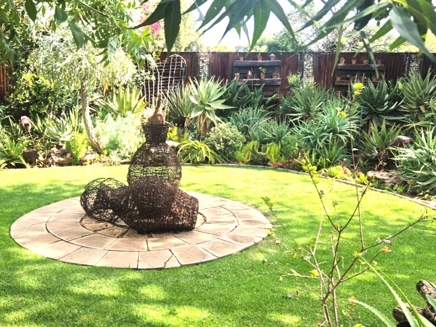 6 Bedroom Property for Sale in Dan Pienaar Free State